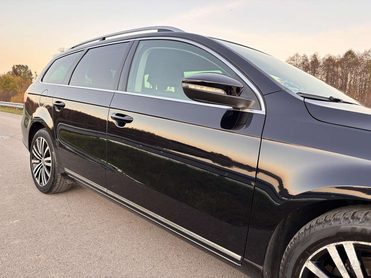 Volkswagen Passat 2011 — photo 17