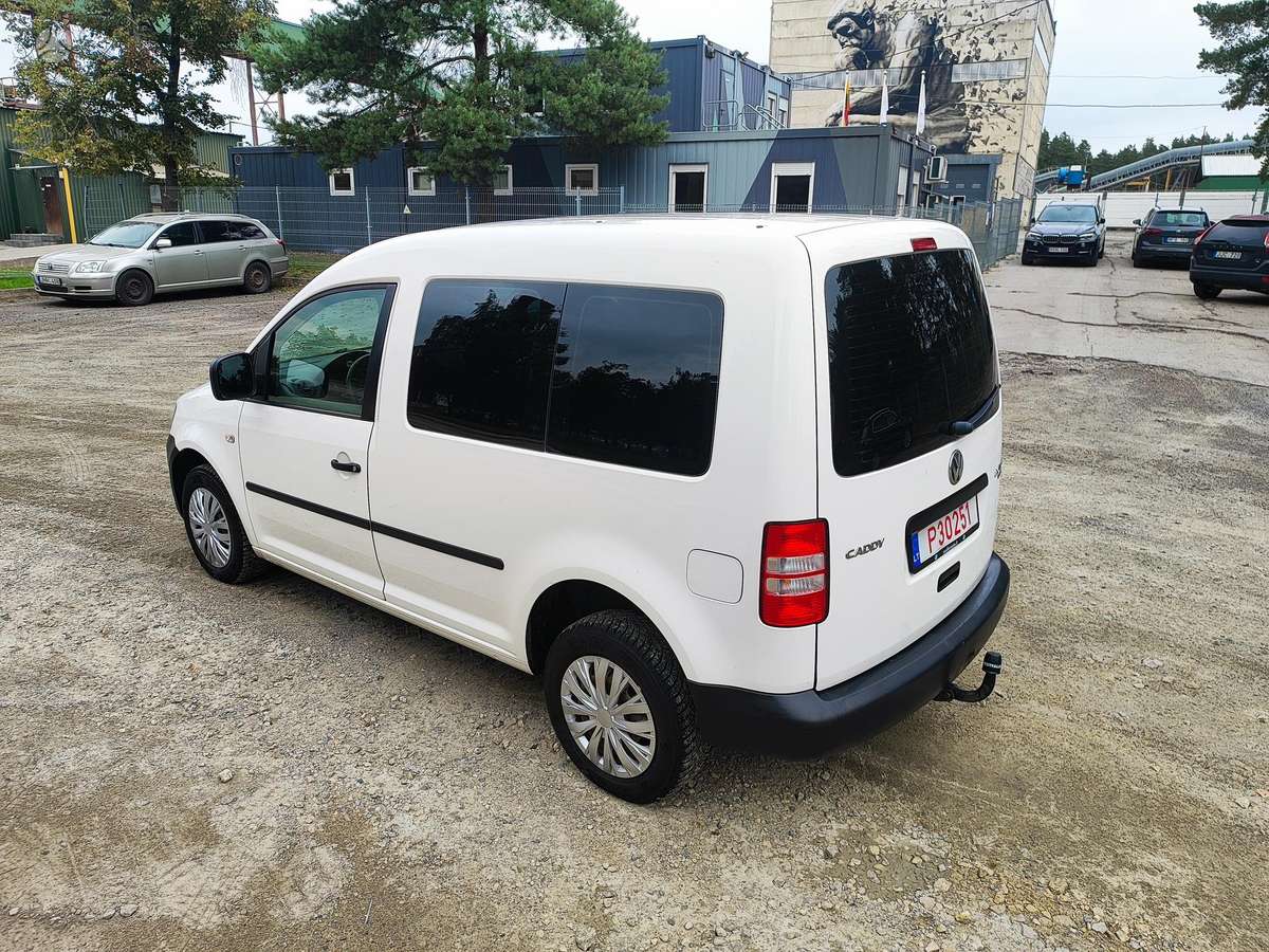 Volkswagen Caddy 2013 — photo 5