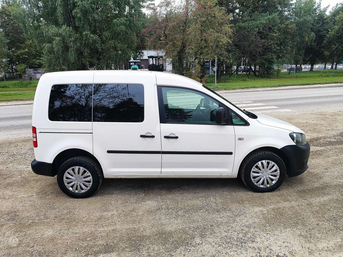 Volkswagen Caddy 2013 — photo 7
