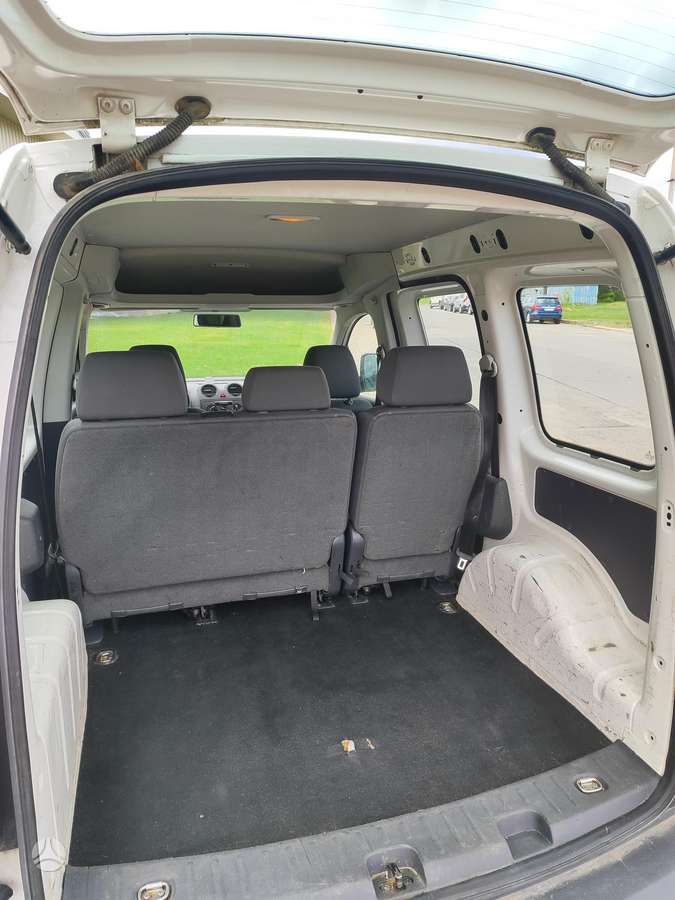 Volkswagen Caddy 2013 — photo 9