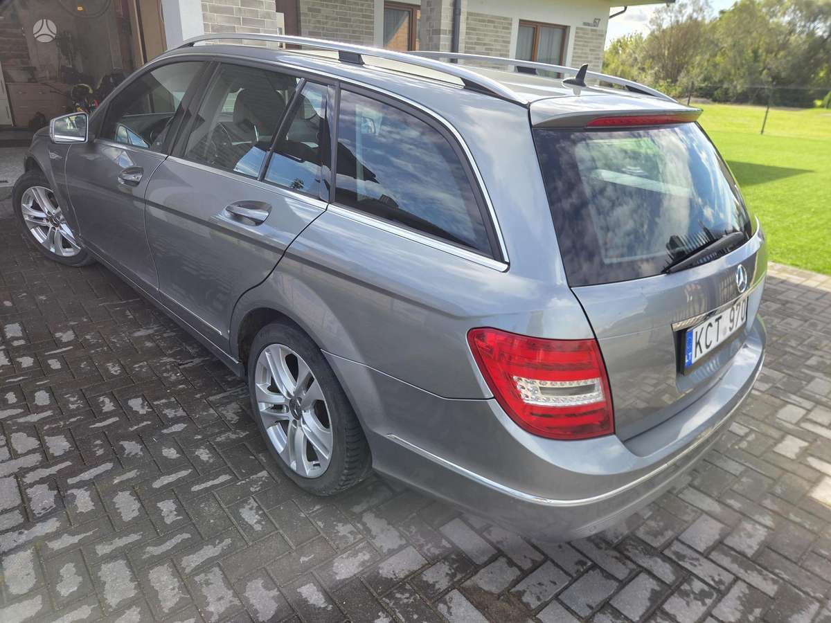 Mercedes-Benz C200 2013 — photo 5