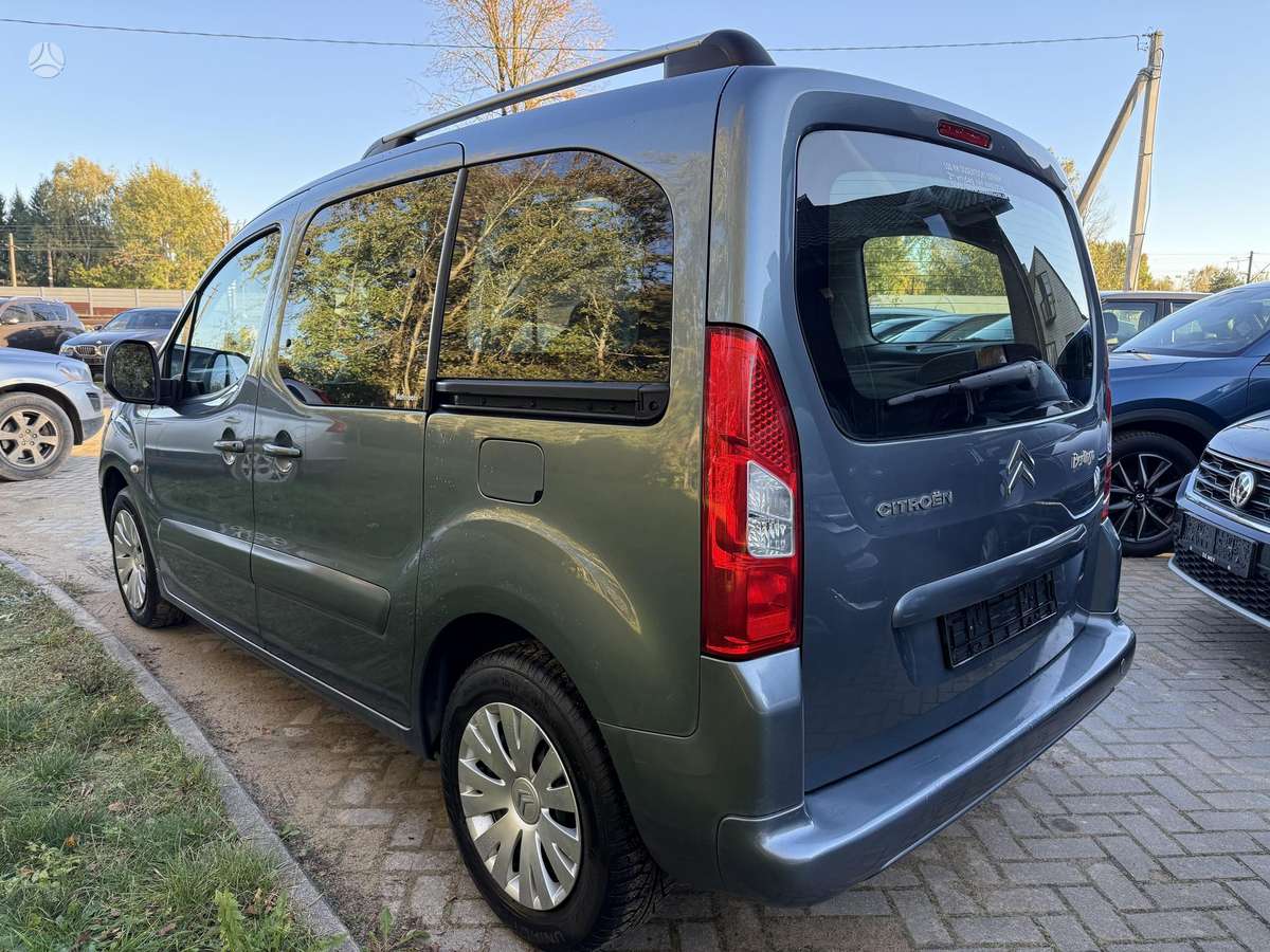 Citroen Berlingo 2010 — двигун 1587 cm³, 90 HP (66kW)