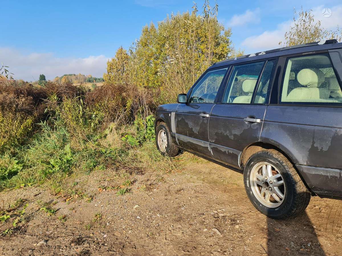 Land Rover 2005 — engine 2926 cm³, 208 HP (153kW)