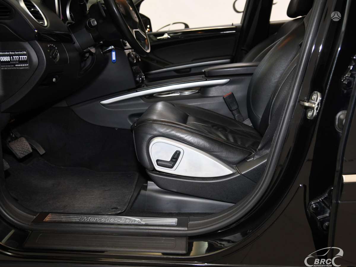 Mercedes-Benz GL350 2011 — photo 31