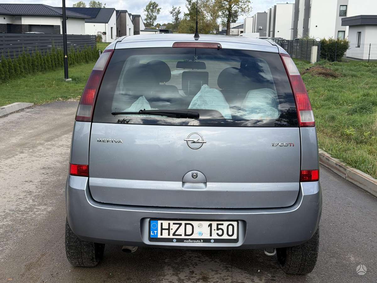Opel Meriva 2004 — двигун 1686 cm³, 101 HP (74kW)
