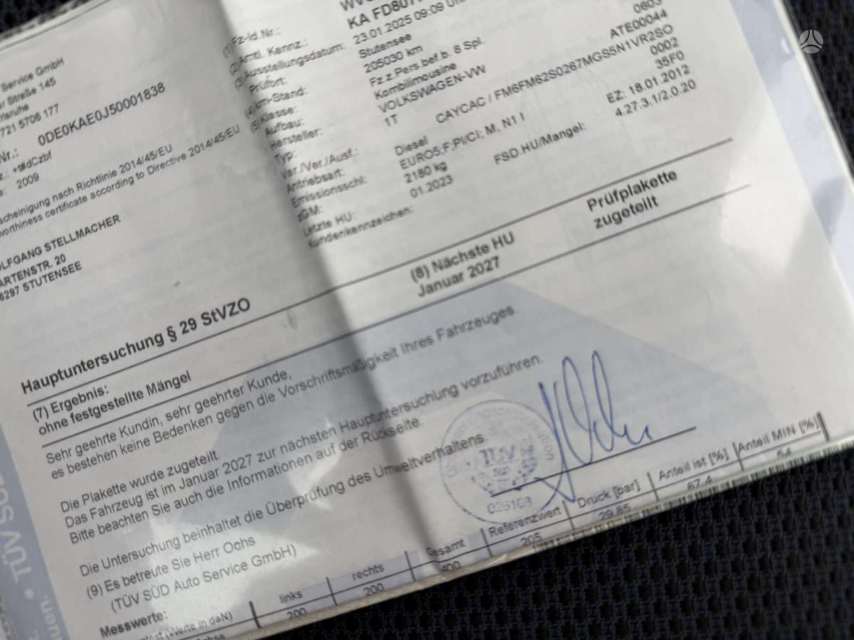 Volkswagen Touran 2012 — photo 25