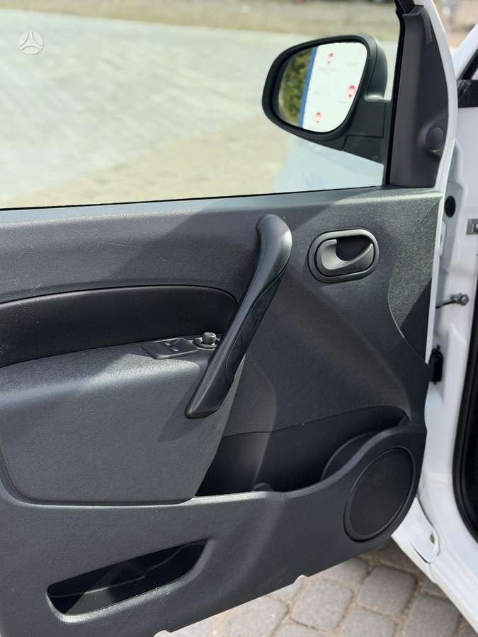 Renault Kangoo 2014 — фото 13