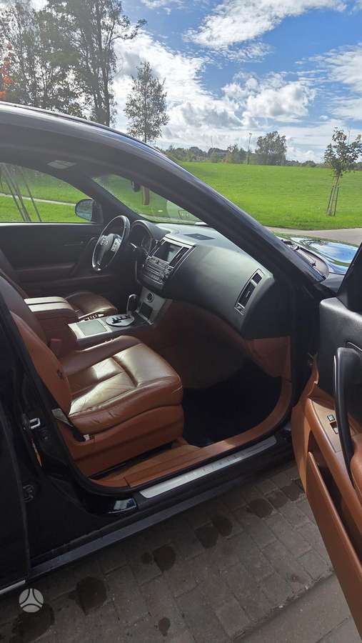 Infiniti FX35 2006 — photo 8