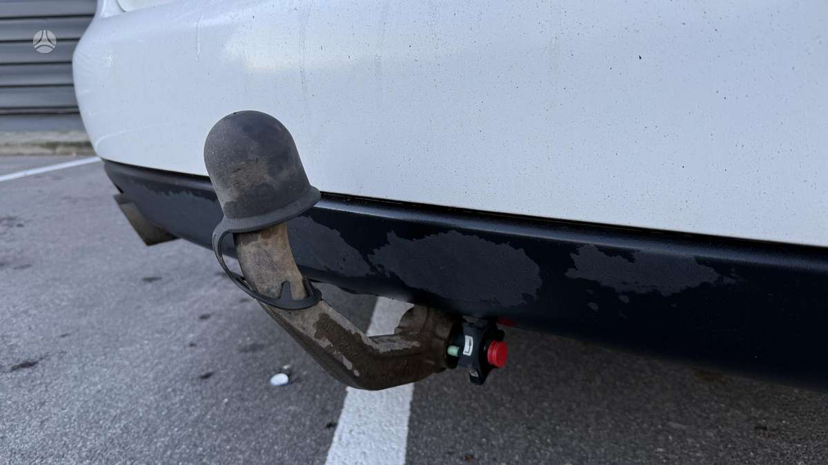 Audi A4 2009 — photo 16