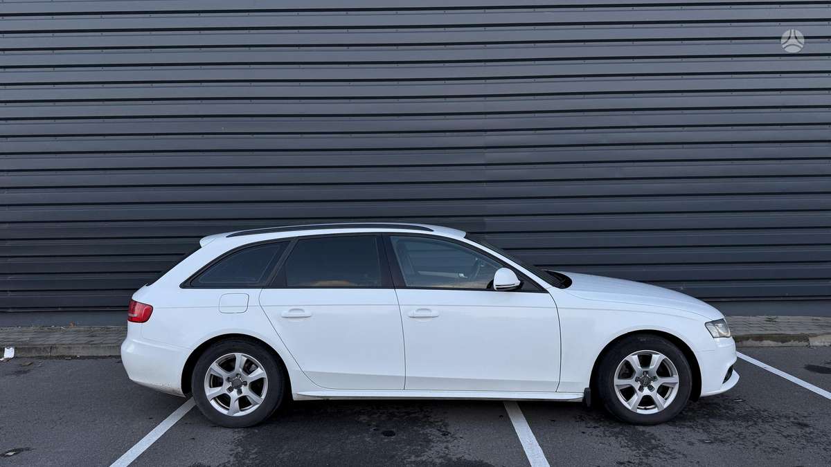 Audi A4 2009 — engine 1968 cm³, 170 HP (125kW)