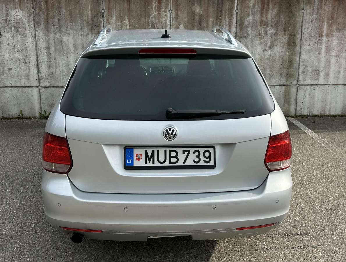 Volkswagen Golf 2010 — photo 7