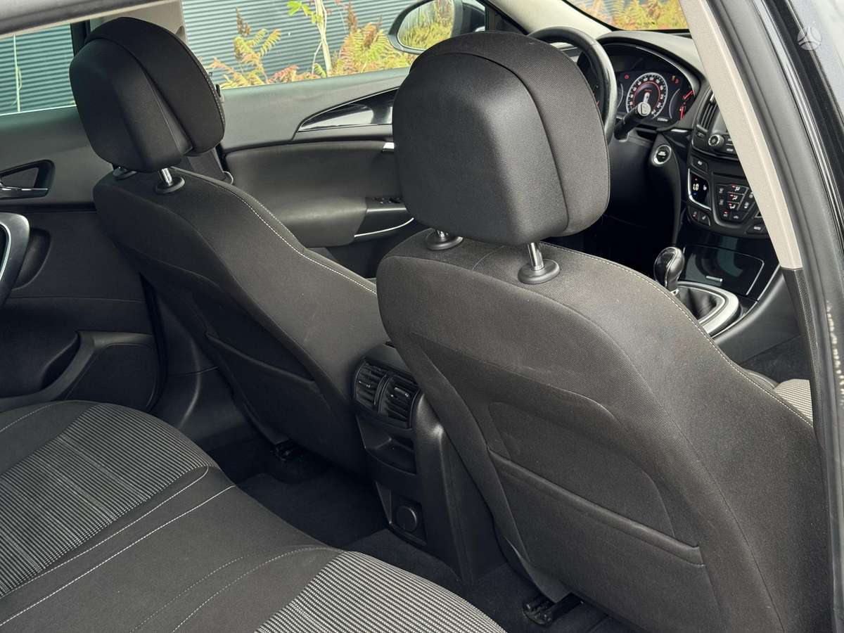 Opel Insignia 2014 — photo 11