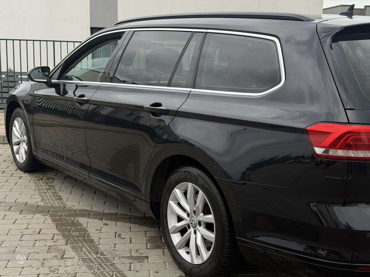 Volkswagen Passat 2015 — photo 11