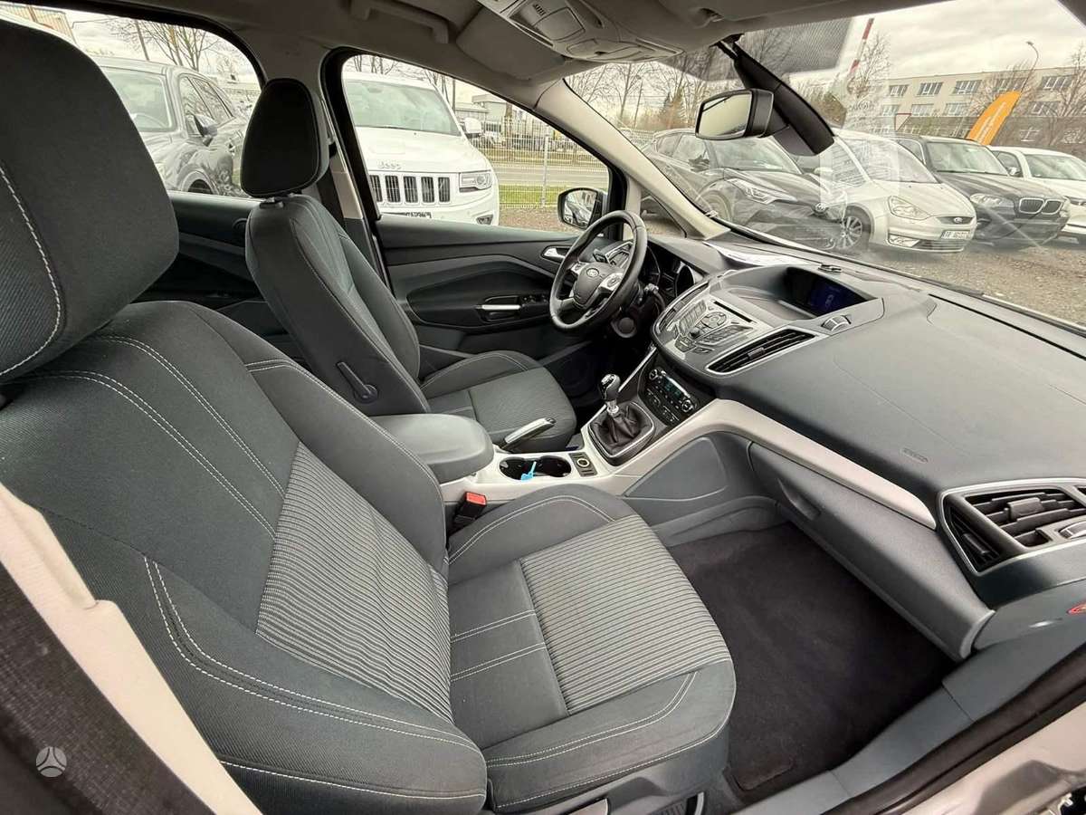 Ford C-MAX 2011 — engine 1596 cm³, 150 HP (110kW)