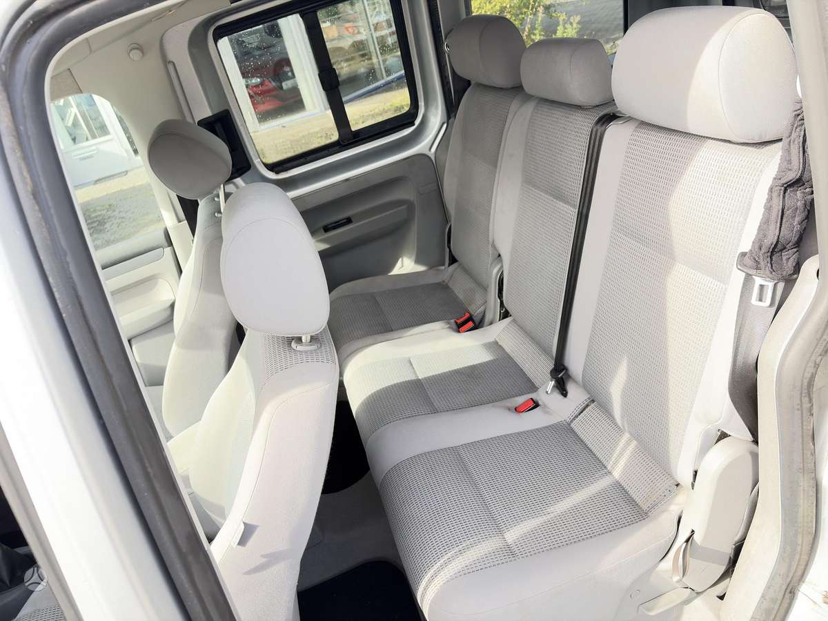 Volkswagen Caddy 2006 — photo 14