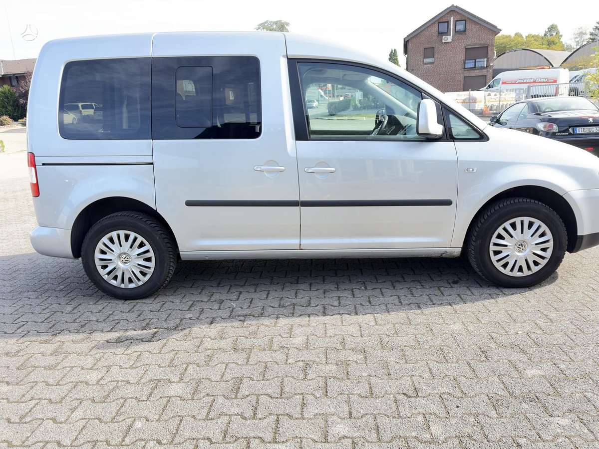 Volkswagen Caddy 2006 — engine 1595 cm³, 102 HP (75kW)