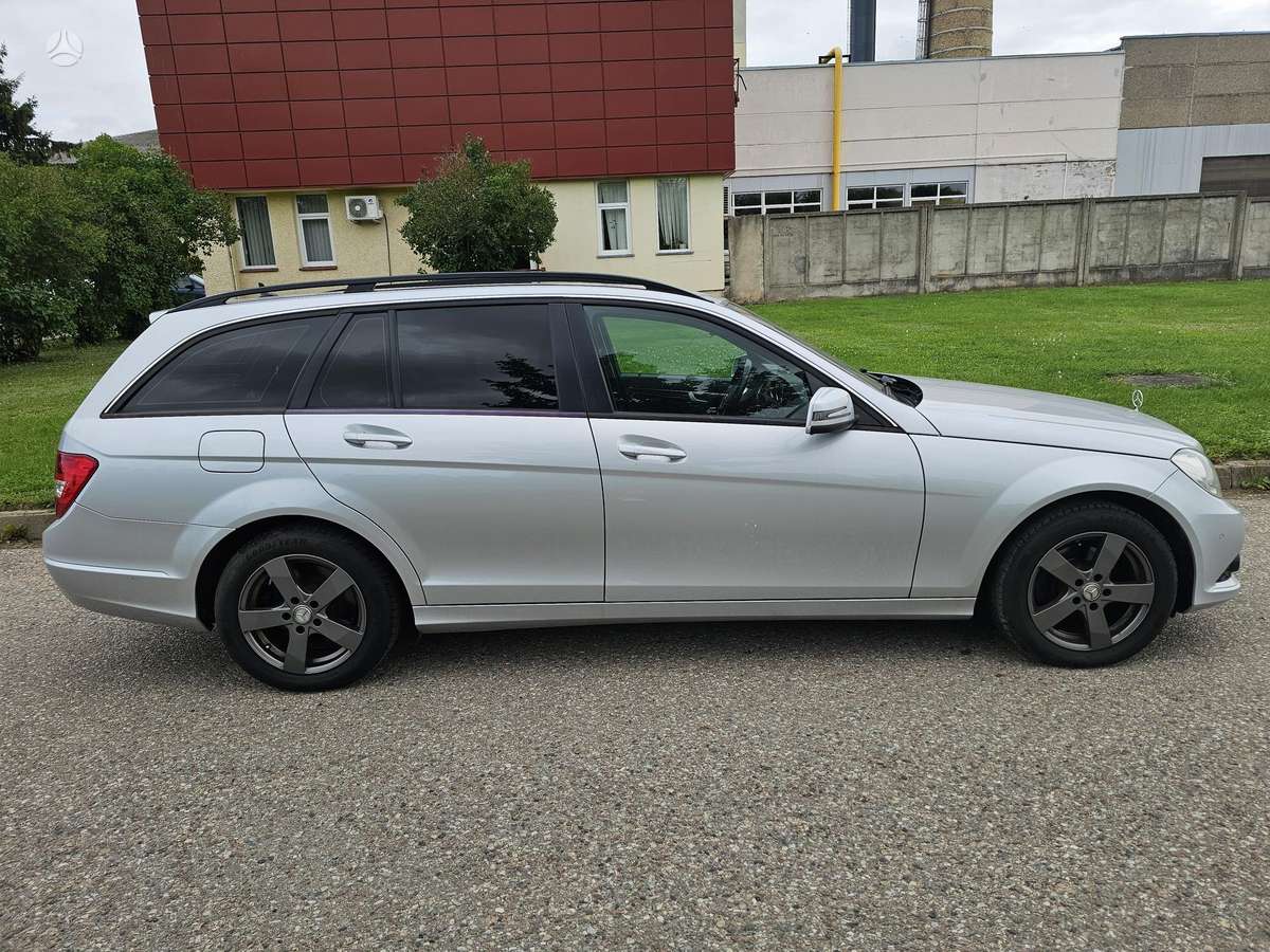Mercedes-Benz C220 2013 — engine 2200 cm³, 170 HP (125kW)