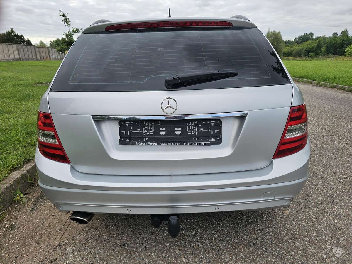 Mercedes-Benz C220 2013 — photo 6