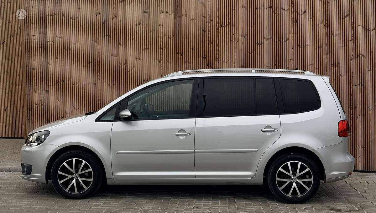 Volkswagen Touran 2012 — фото 27