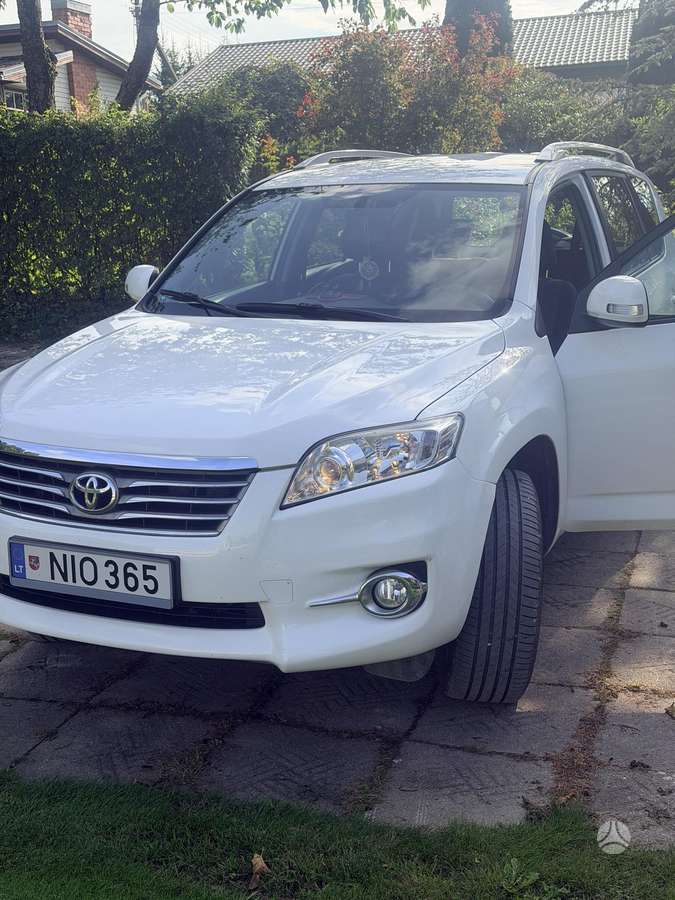 Toyota RAV4 2010 — vehicle for AFU Ukraine