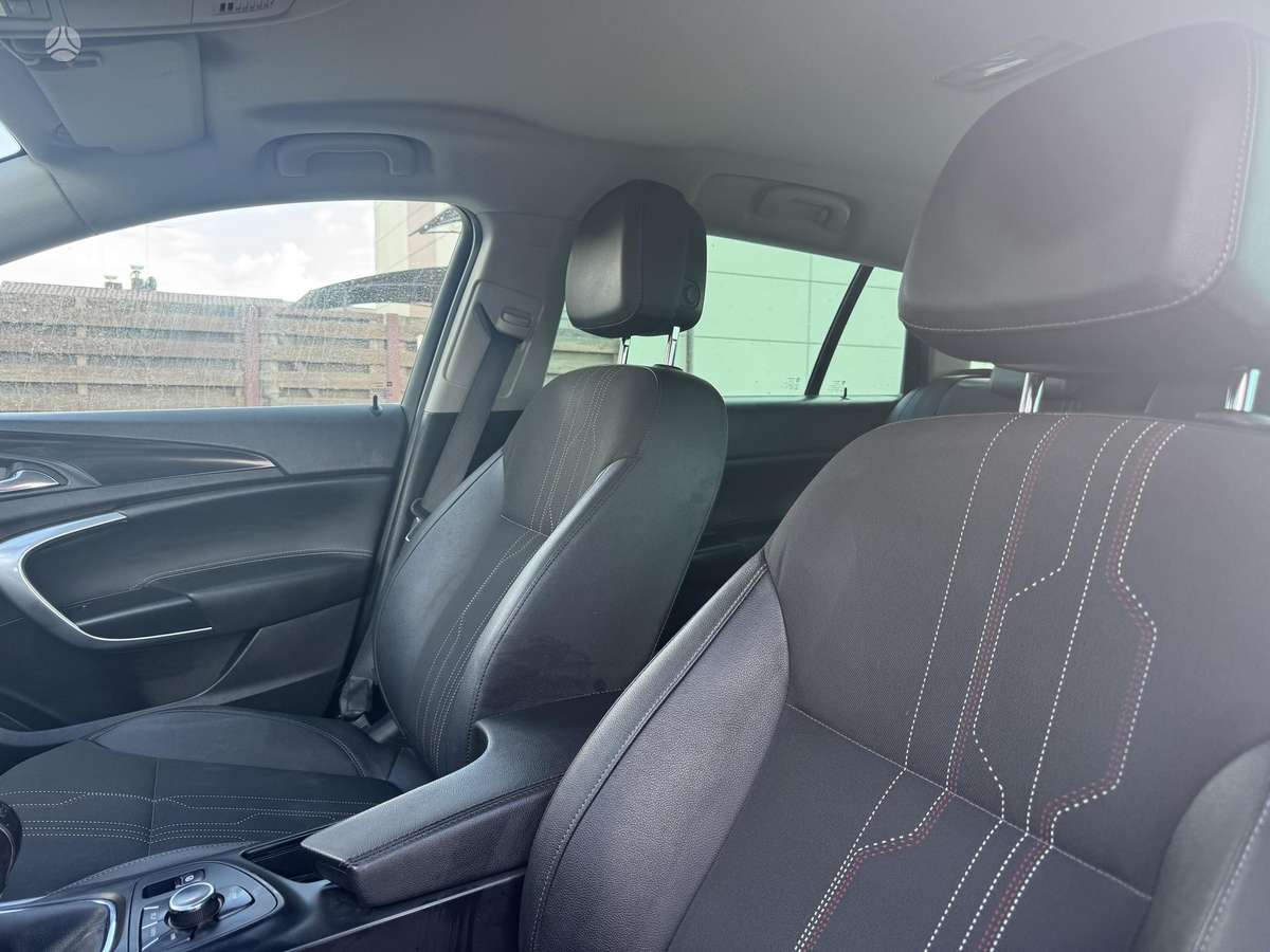 Opel Insignia 2014 — photo 16