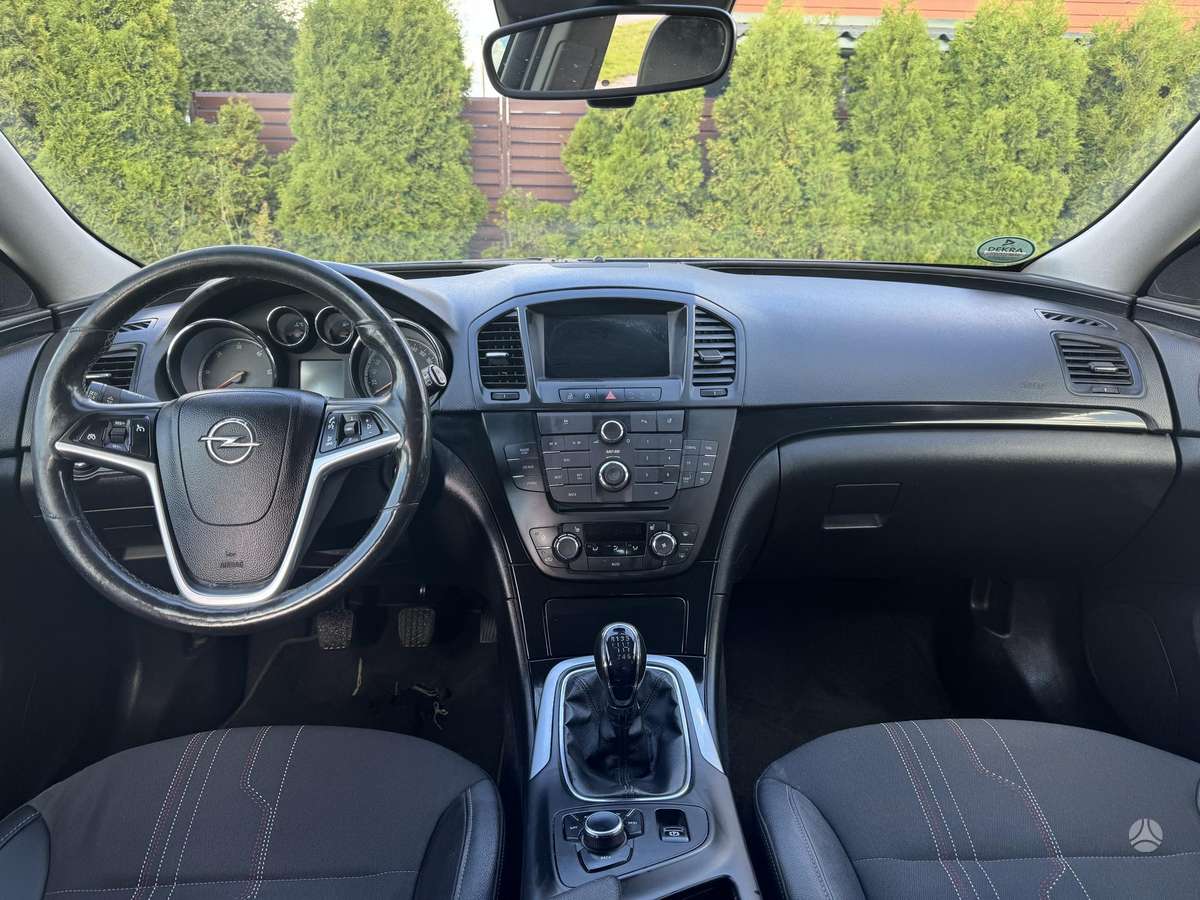 Opel Insignia 2014 — photo 17