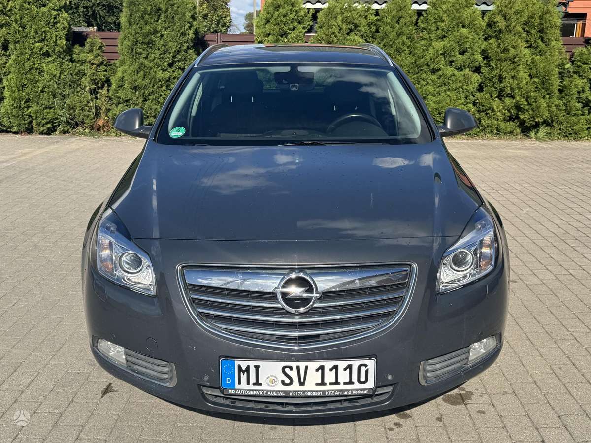 Opel Insignia 2014 — interior