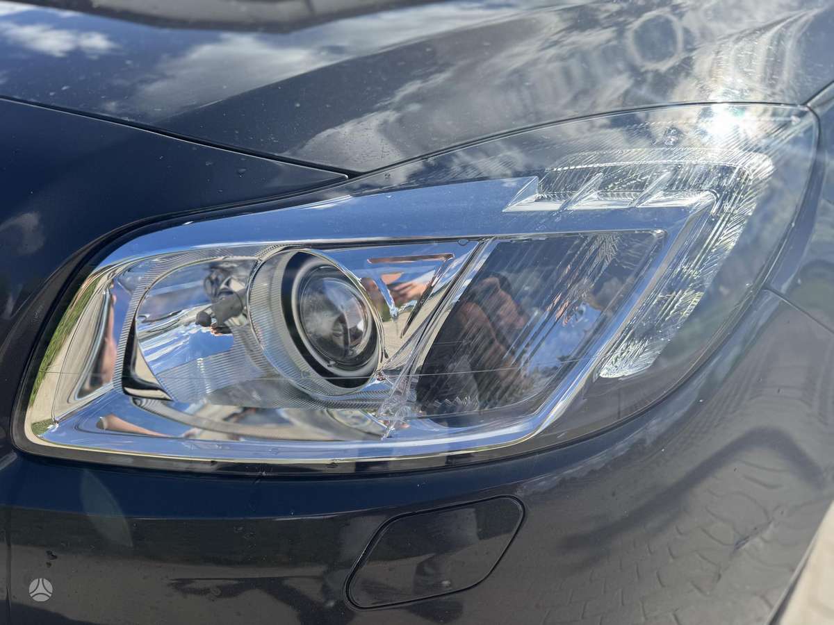 Opel Insignia 2014 — photo 34