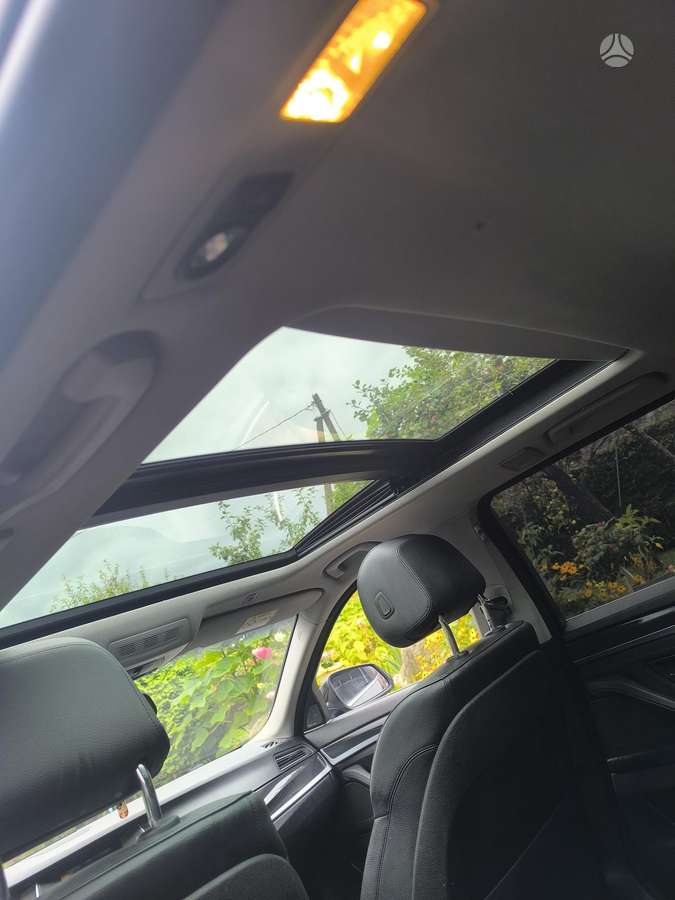 BMW 520 2013 — photo 15
