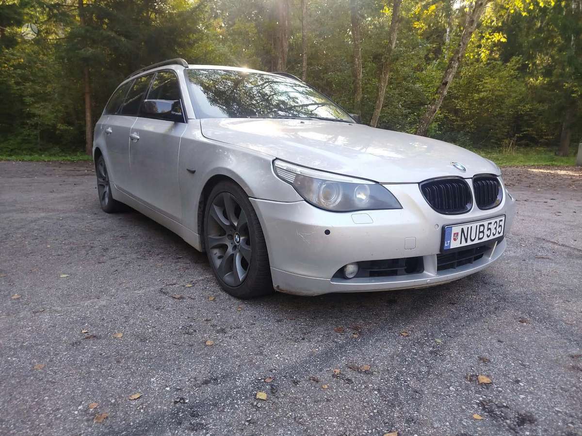BMW 535 2005 — двигун 2993 cm³, 272 HP (200kW)