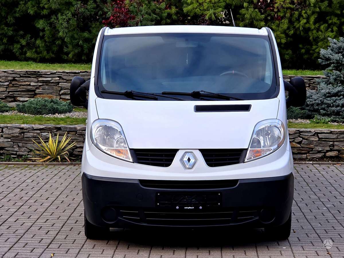 Renault Trafic 2009 — photo 12