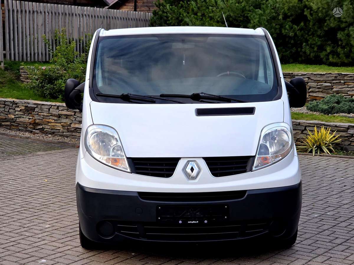 Renault Trafic 2009 — photo 14