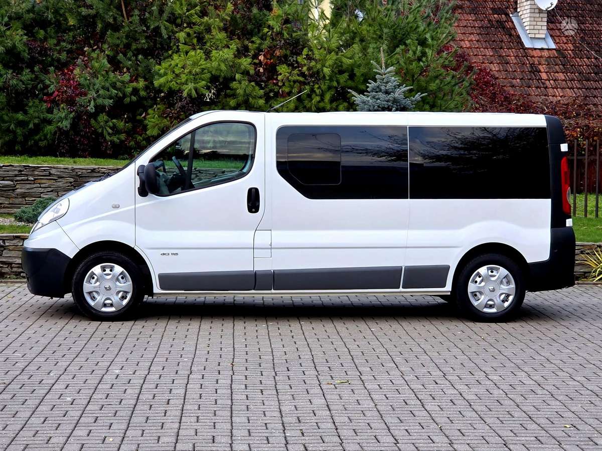 Renault Trafic 2009 — engine 2000 cm³, 114 HP (84kW)