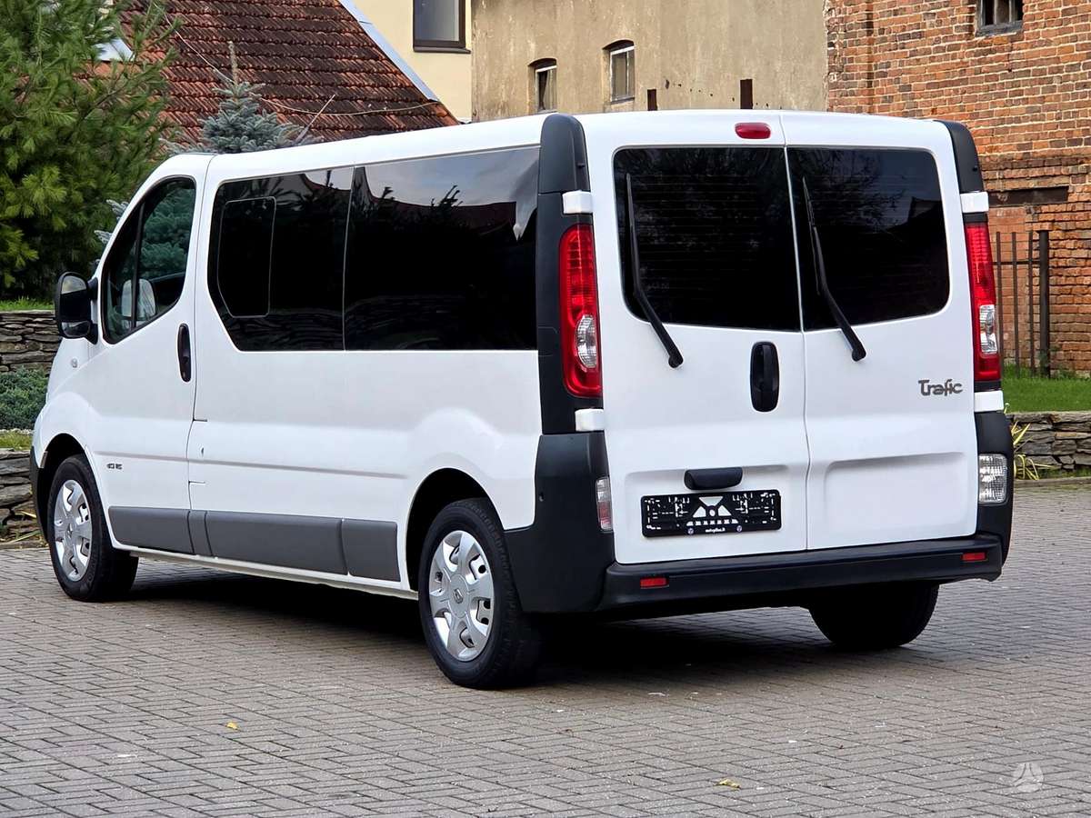 Renault Trafic 2009 — photo 6