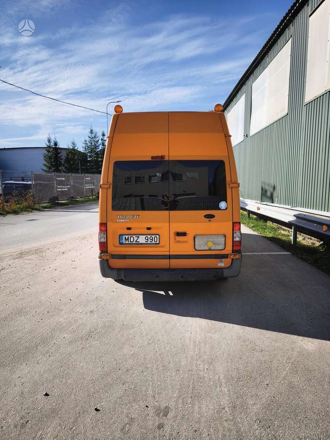 Ford Transit 2012 — салон