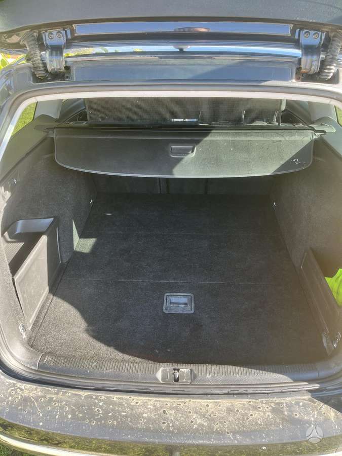 Volkswagen Passat 2012 — photo 10