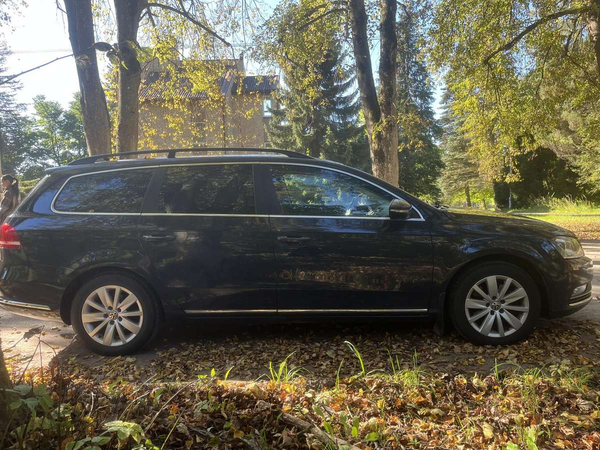 Volkswagen Passat 2012 — photo 9