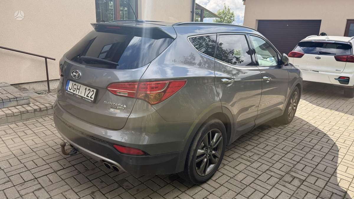 Hyundai Santa 2014 — салон
