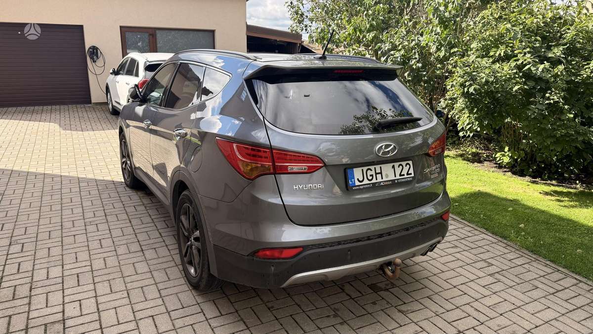 Hyundai Santa 2014 — двигун 2199 cm³, 197 HP (145kW)