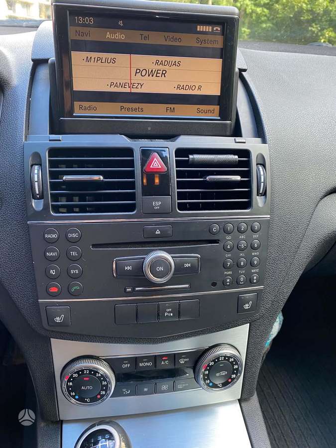 Mercedes-Benz C220 2008 — photo 10