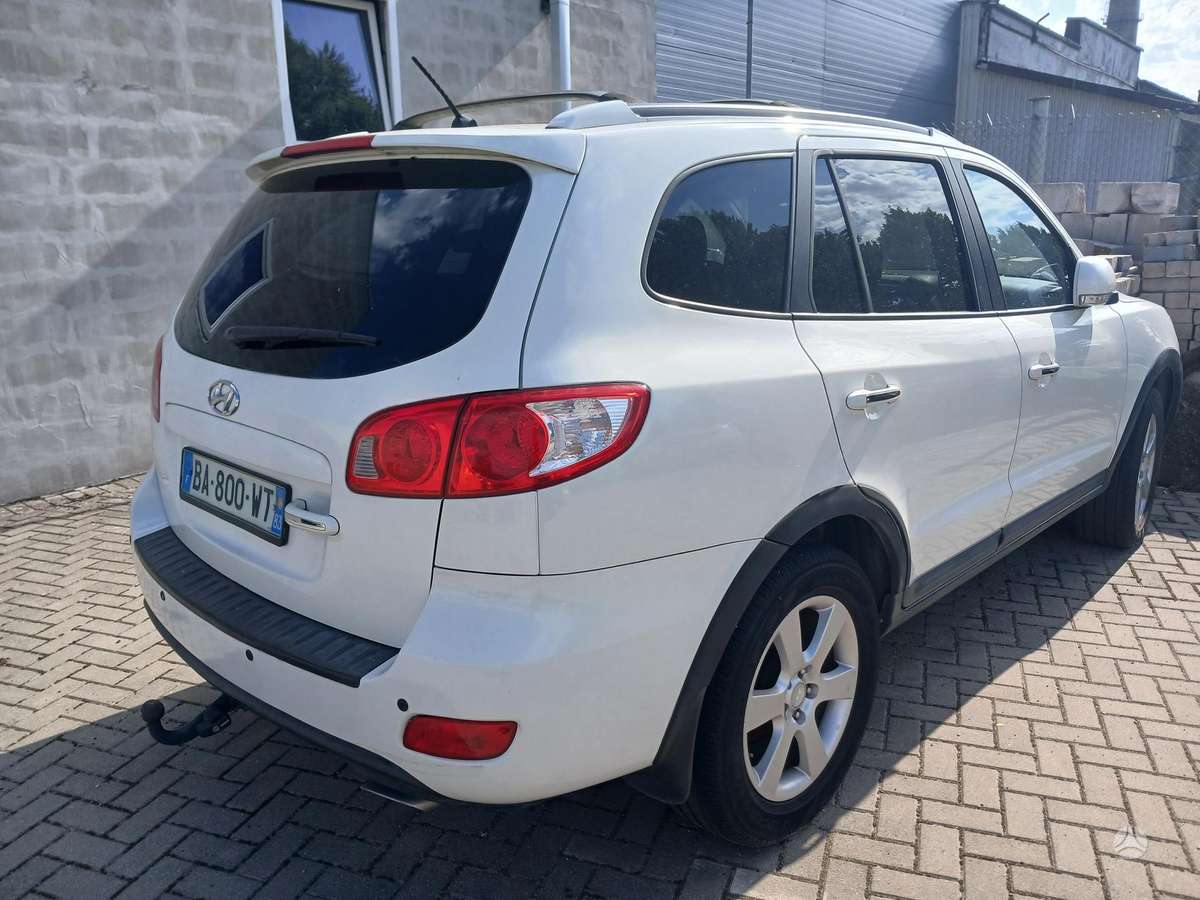 Hyundai Santa 2009 — engine 2188 cm³, 155 HP (114kW)