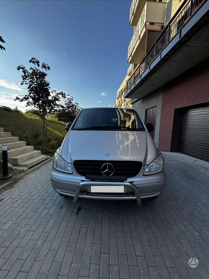 Mercedes-Benz Vito 2007 — interior