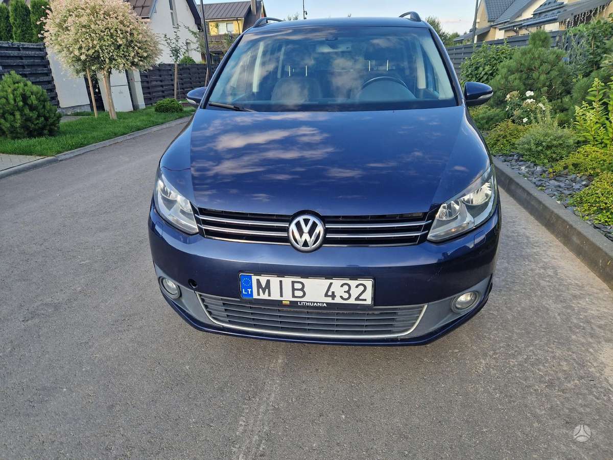 Volkswagen Touran 2011 — photo 9