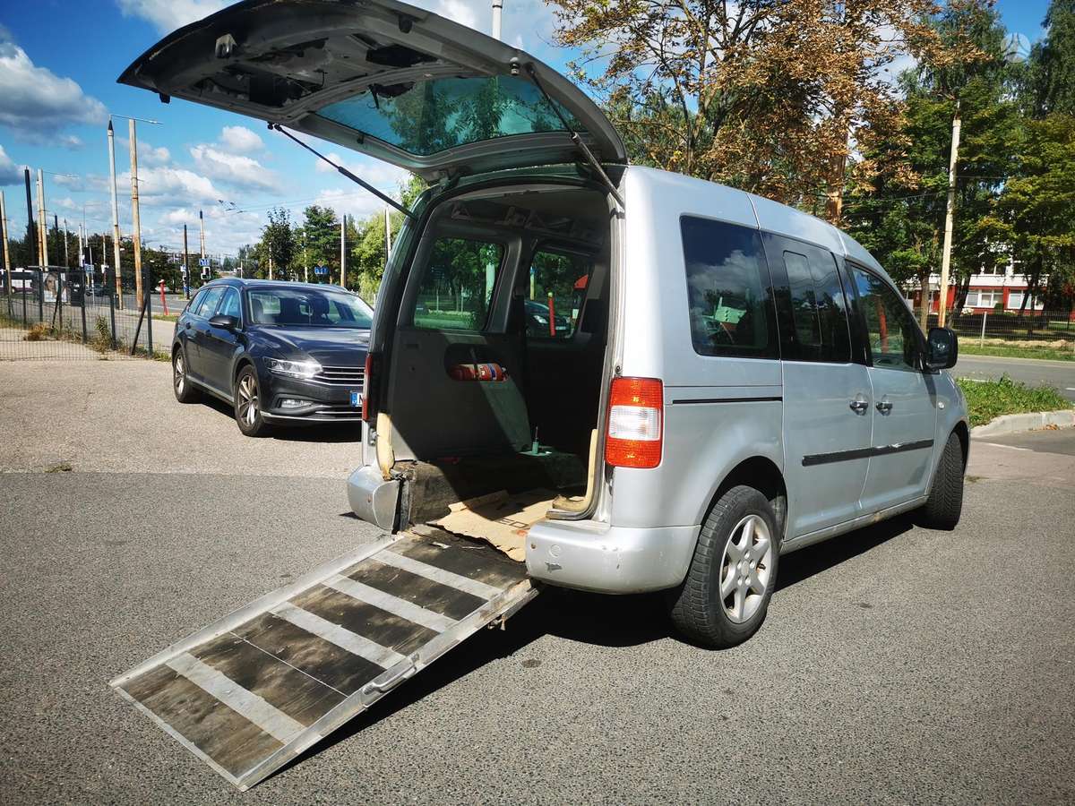 Volkswagen Caddy 2004 — авто для ЗСУ з Європи