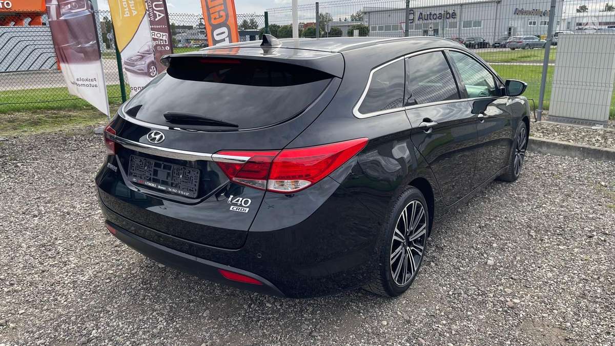 Hyundai i40 2015 — photo 10