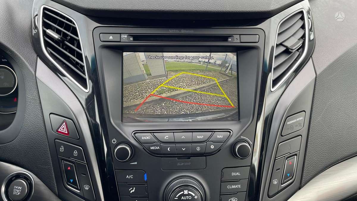 Hyundai i40 2015 — engine 1685 cm³, 141 HP (104kW)