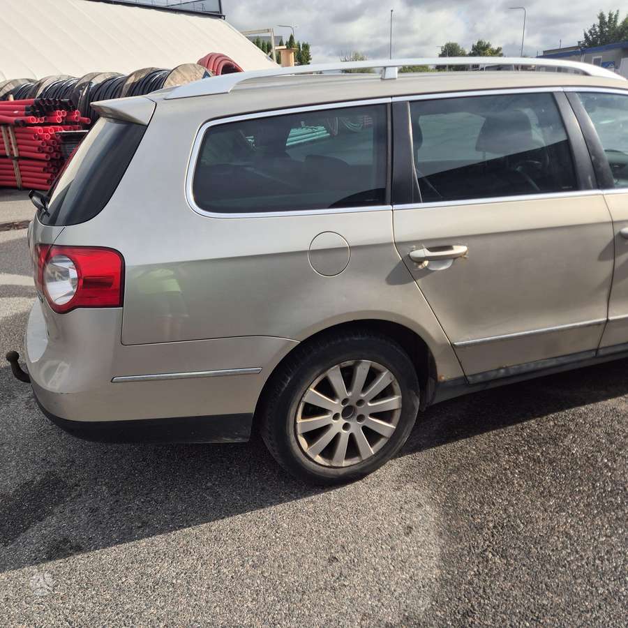 Volkswagen Passat 2006 — photo 7