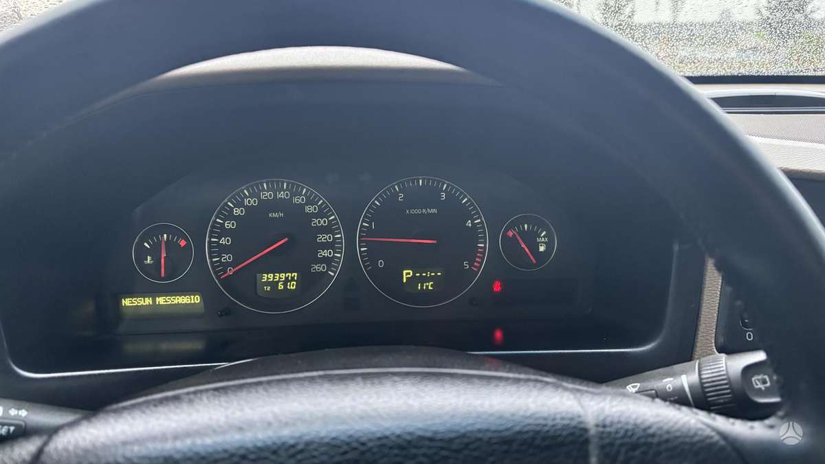 Volvo XC70 2005 — photo 11
