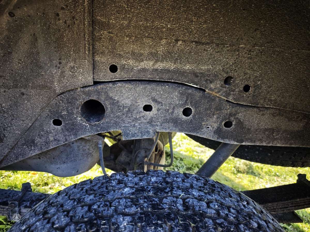 Mitsubishi L200 2010 — photo 11