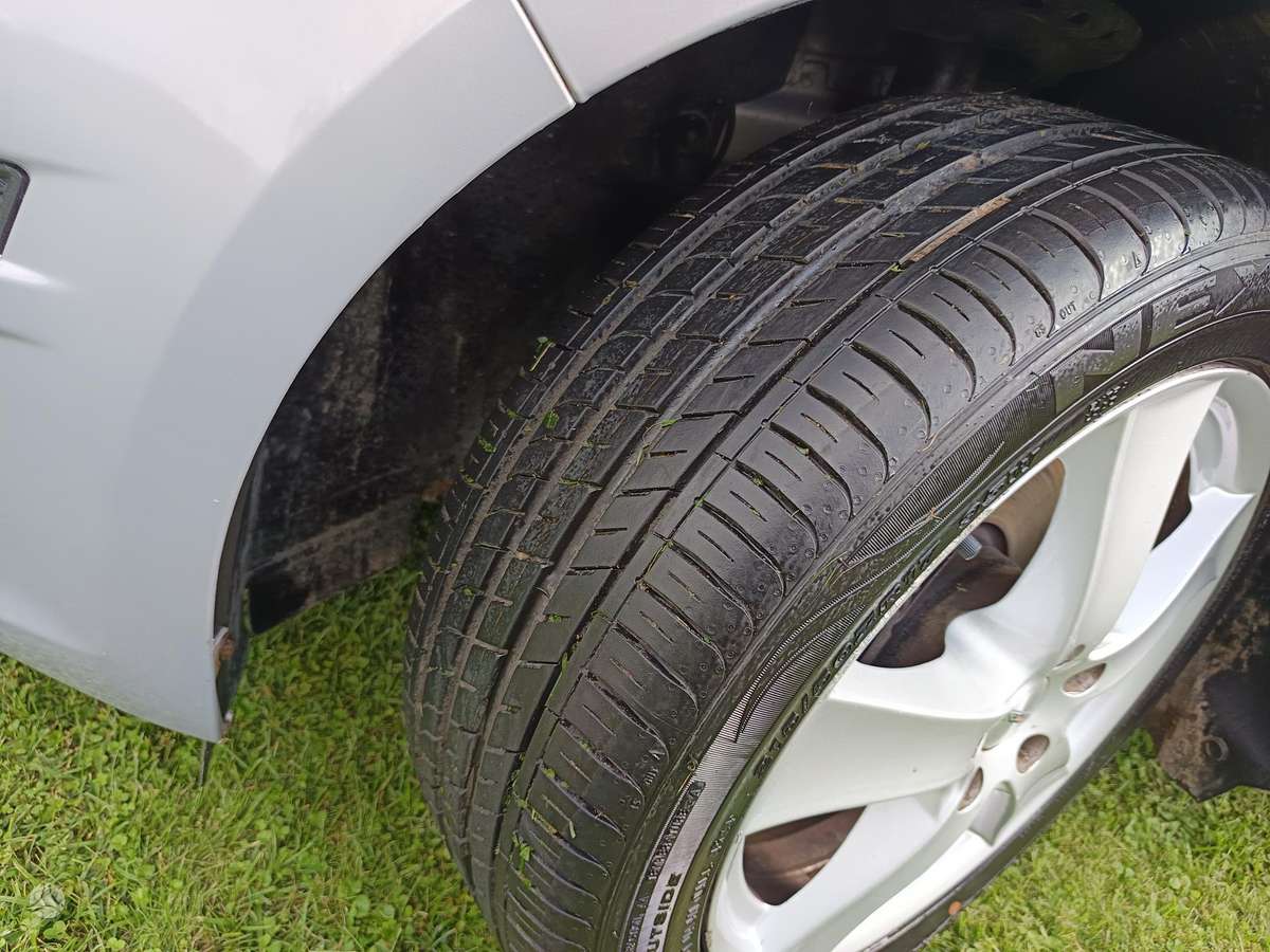 Ford Mondeo 2013 — photo 24